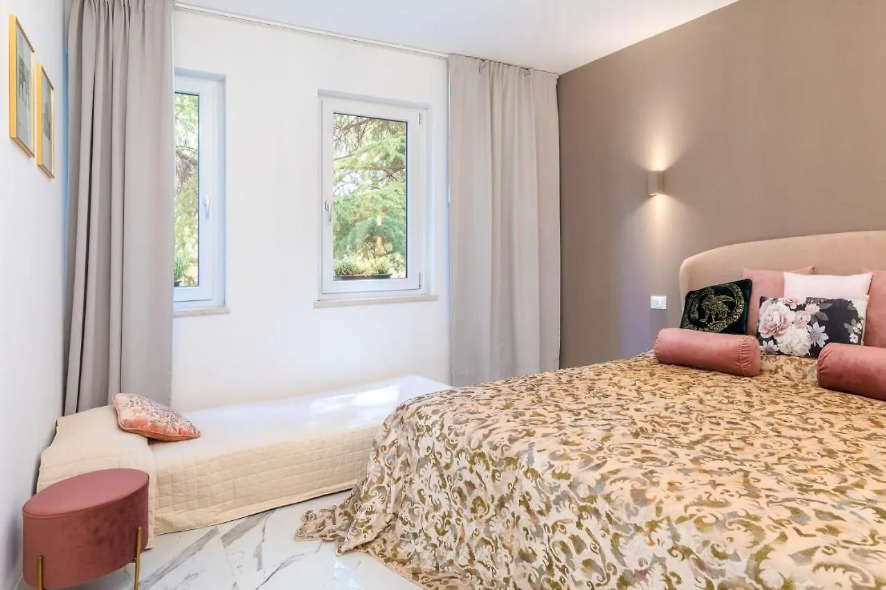 Konukevi Ca' Dei Cedri Otel Mestre İtalya